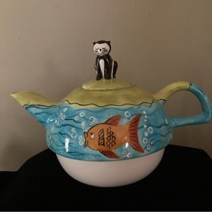 Vintage Cat Ceramic Teapot